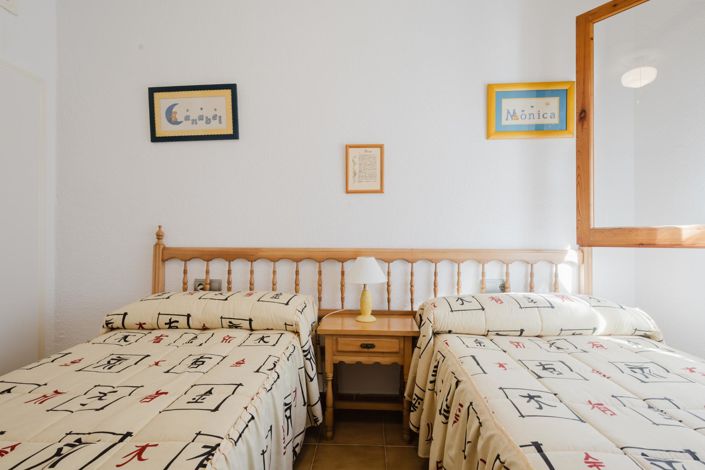 Image No.20-3 Bed Townhouse for sale