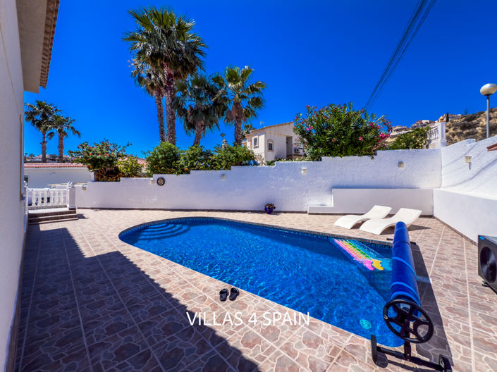 Image No.5-Villa de 4 chambres à vendre à Ciudad Quesada