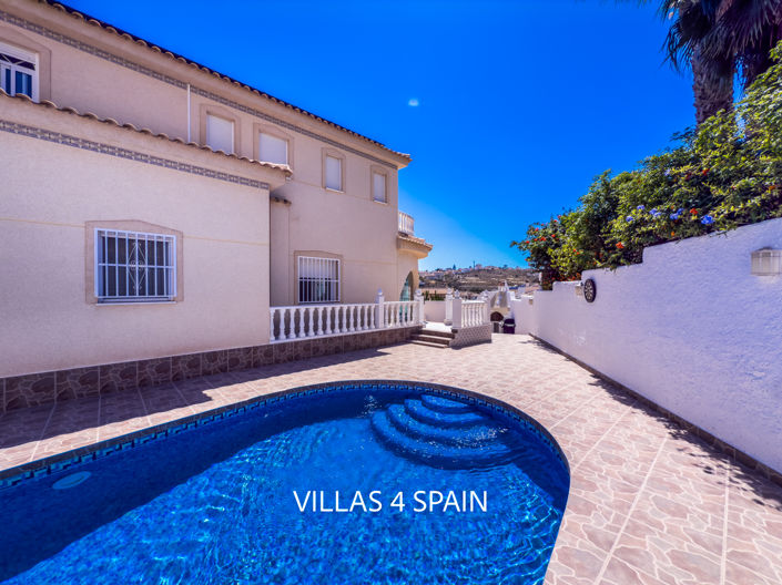 Image No.6-Villa de 4 chambres à vendre à Ciudad Quesada