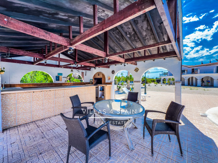 Image No.12-Villa de 12 chambres à vendre à Crevillente