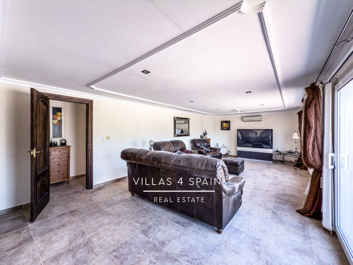 Image No.32-Villa de 12 chambres à vendre à Crevillente