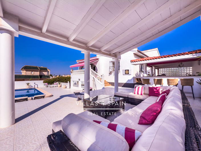 Image No.11-Villa de 4 chambres à vendre à Ciudad Quesada