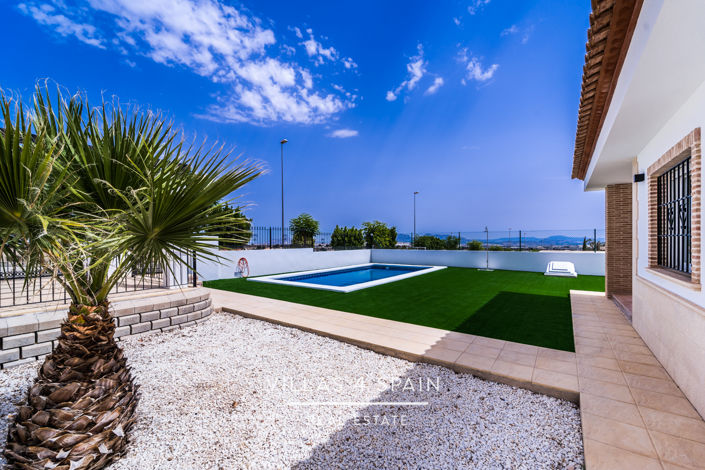 Image No.18-3 Bed Villa for sale