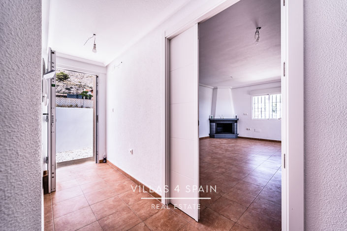 Image No.25-3 Bed Villa for sale