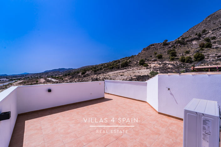 Image No.57-3 Bed Villa for sale