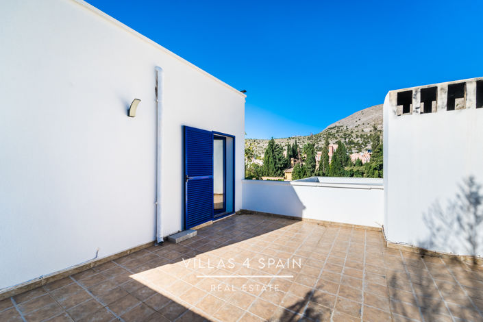 Image No.35-3 Bed Villa for sale