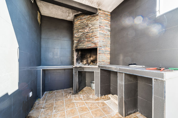 Image No.40-3 Bed Villa for sale