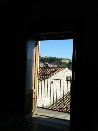 Image No.26-2 Bed Townhouse for sale