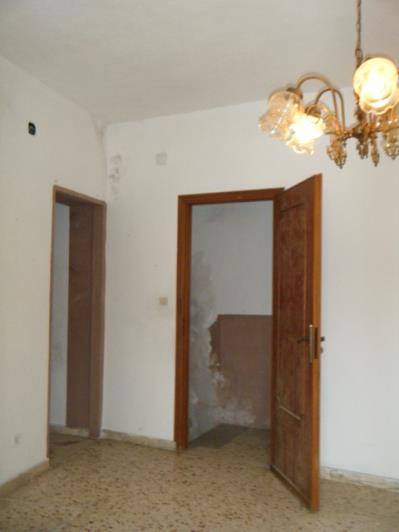 Image No.29-3 Bed Townhouse for sale