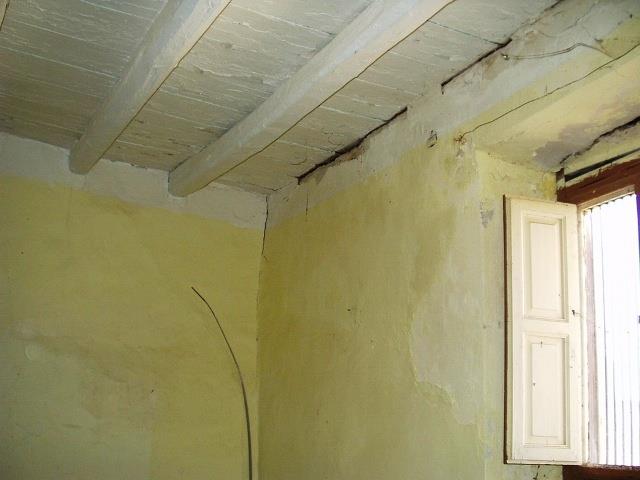 Image No.34-2 Bed Townhouse for sale