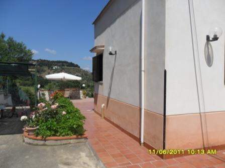 Image No.4-3 Bed Villa / Detached for sale