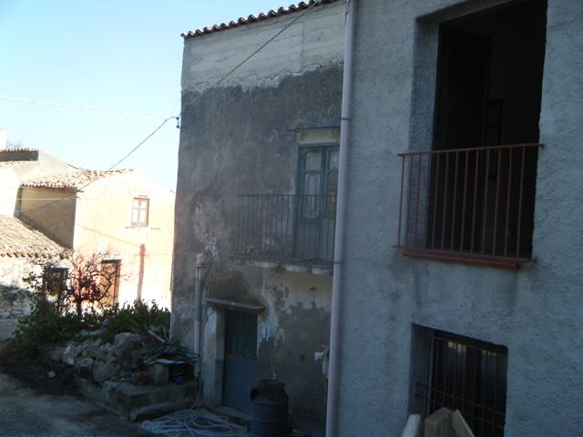 Image No.5-3 Bed Townhouse for sale