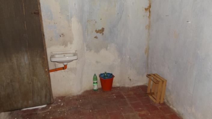 Image No.26-5 Bed Townhouse for sale