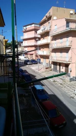 Image No.9-2 Bed Townhouse for sale