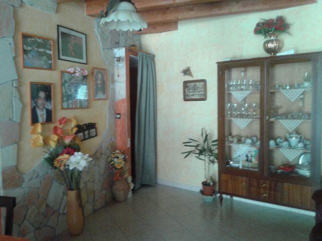 Image No.19-2 Bed Townhouse for sale