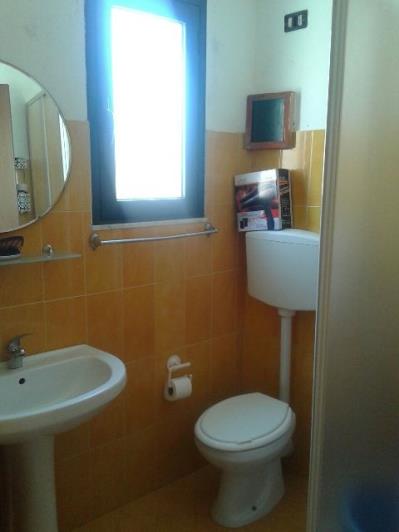 Image No.23-2 Bed Townhouse for sale