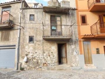 1 - Caccamo, Townhouse