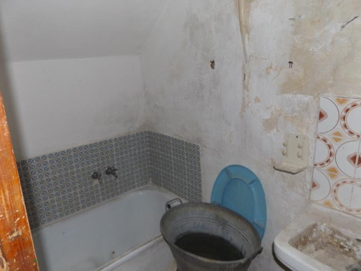 Image No.12-1 Bed Townhouse for sale