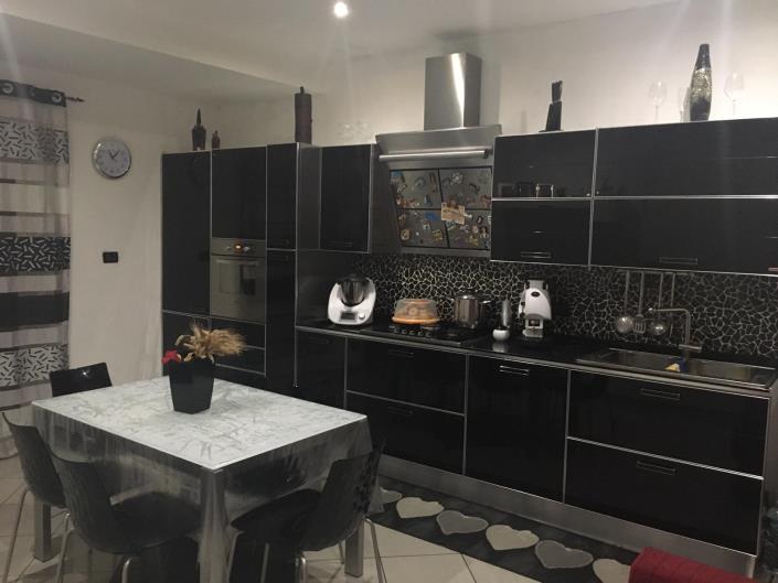 Image No.15-1 Bed Townhouse for sale