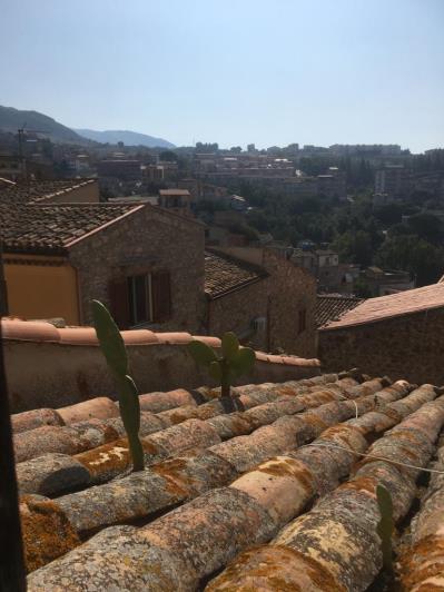 Image No.17-2 Bed Townhouse for sale