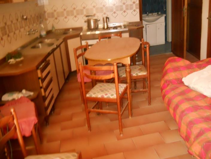 Image No.2-1 Bed Townhouse for sale