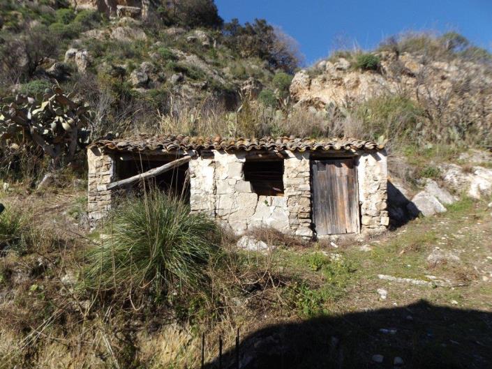 Image No.9-2 Bed Villa for sale