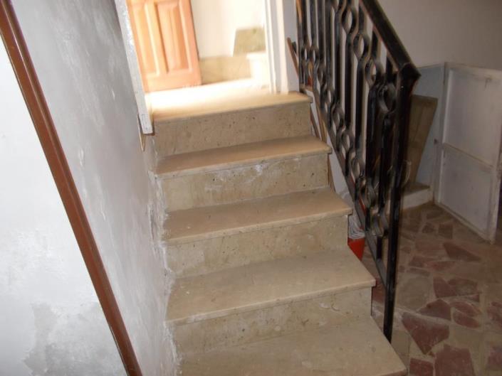 Image No.8-2 Bed Townhouse for sale