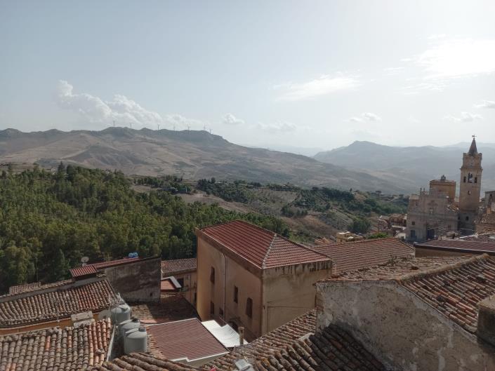 Image No.33-4 Bed Townhouse for sale