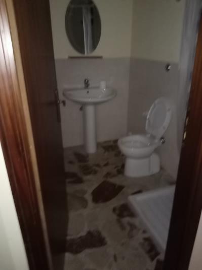 Image No.11-2 Bed House for sale