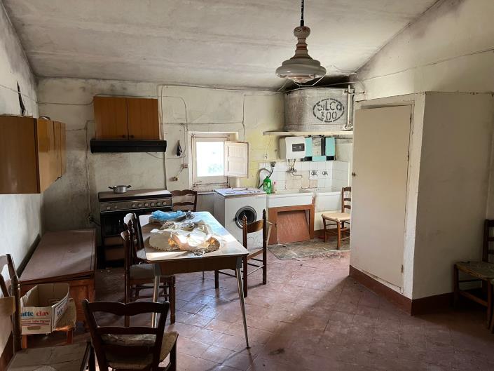 Image No.15-2 Bed House for sale