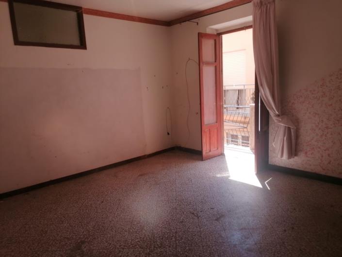 Image No.27-3 Bed House for sale