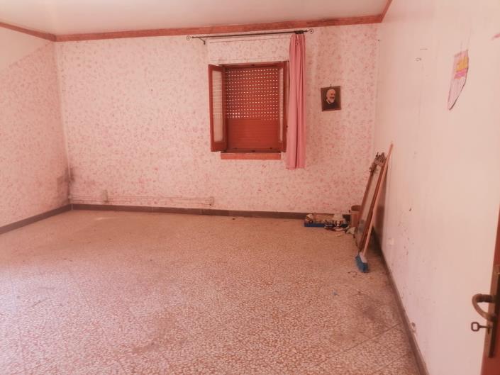 Image No.40-3 Bed House for sale