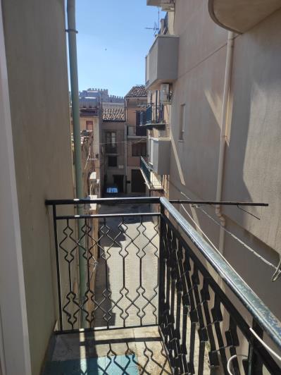 Image No.2-2 Bed House for sale