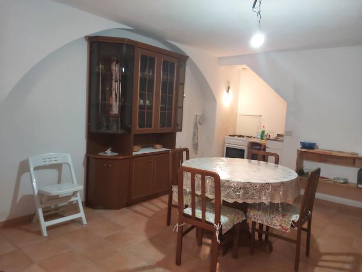 Image No.13-3 Bed House for sale