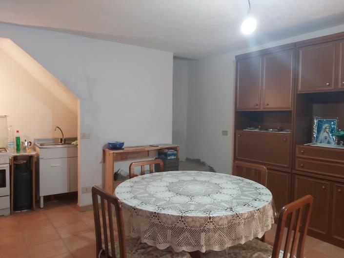 Image No.24-3 Bed House for sale