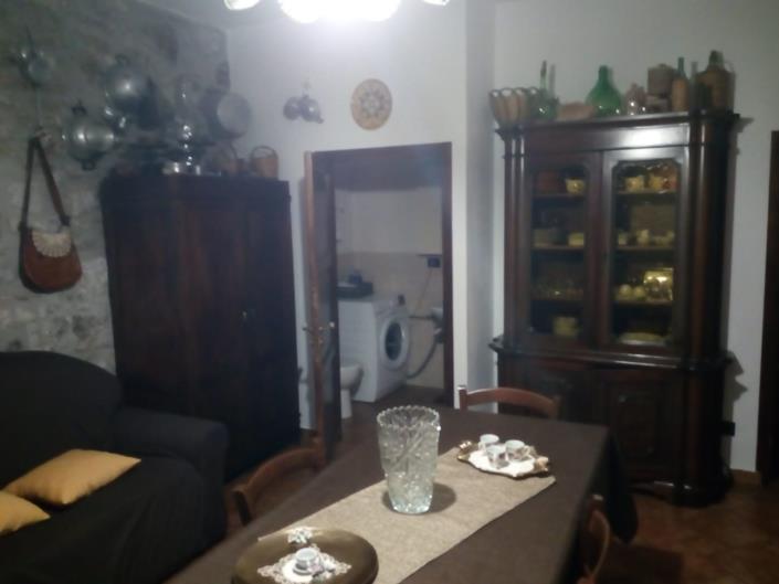 Image No.11-3 Bed House for sale