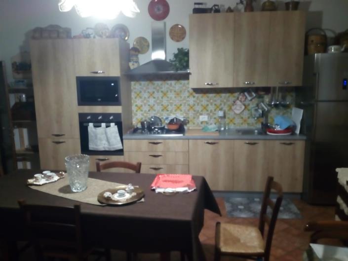 Image No.14-3 Bed House for sale