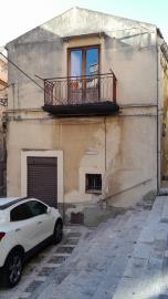 1 - Caccamo, House