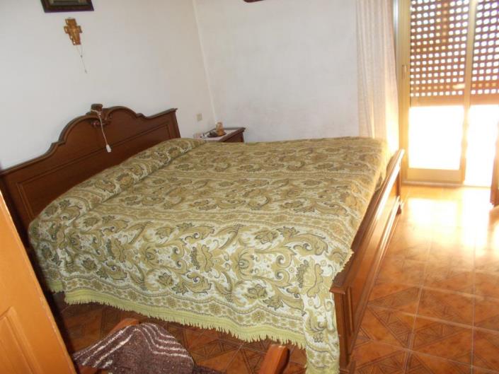 Image No.23-2 Bed House for sale