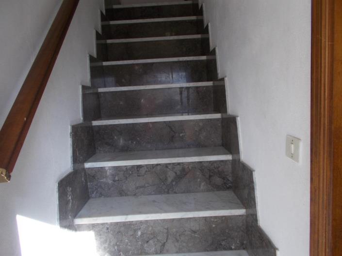 Image No.7-2 Bed House for sale