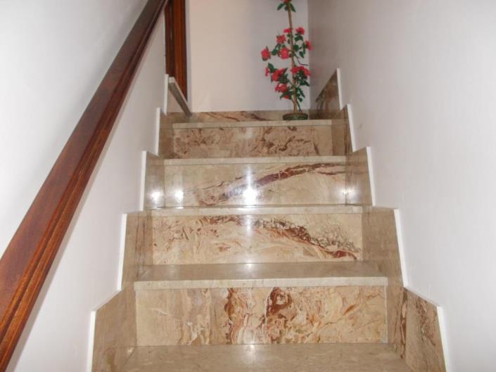 Image No.24-3 Bed House for sale