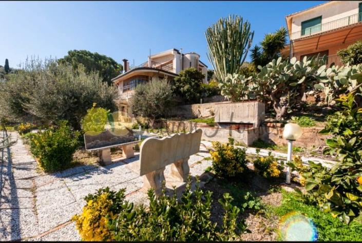 Image No.26-4 Bed Villa for sale