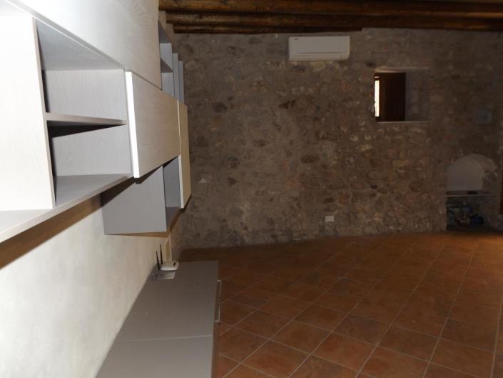 Image No.9-2 Bed House for sale