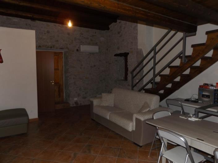 Image No.14-2 Bed House for sale