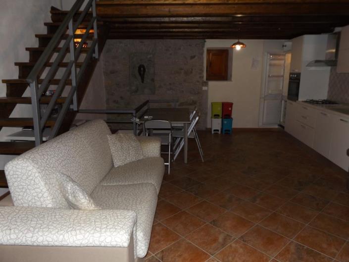 Image No.19-2 Bed House for sale