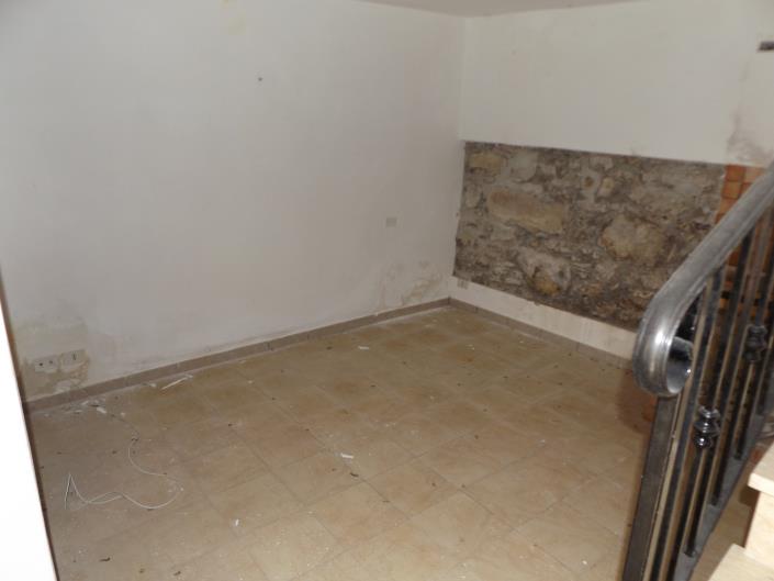 Image No.2-1 Bed House for sale