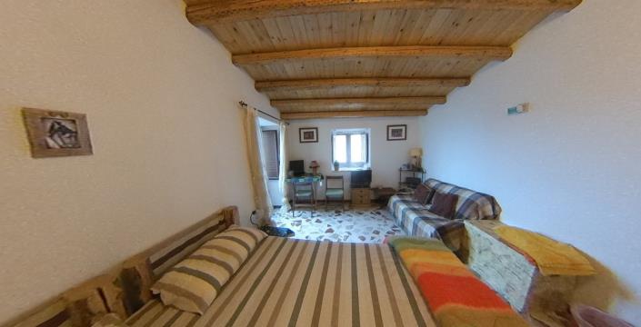 Image No.10-1 Bed House for sale