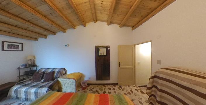 Image No.11-1 Bed House for sale