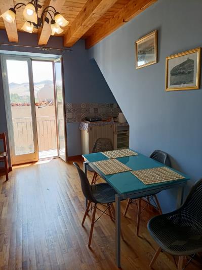 Image No.9-4 Bed House for sale