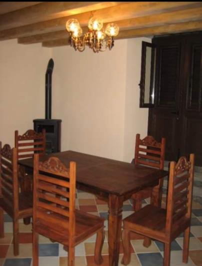 Image No.22-4 Bed House for sale